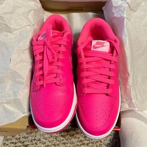 Hyper pink Nike Dunks